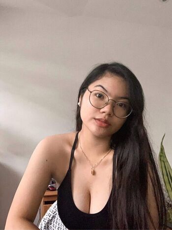 Full leaked Emma royston/ private onlyfans photo